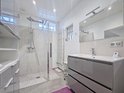 Maison - 123 m² - 6 pièces