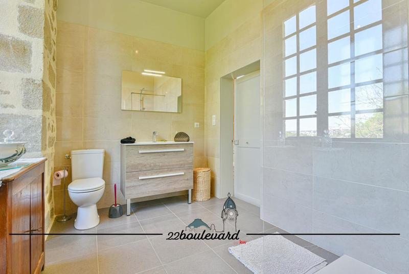 Maison de maîtres - 464 m² - 11 pièces