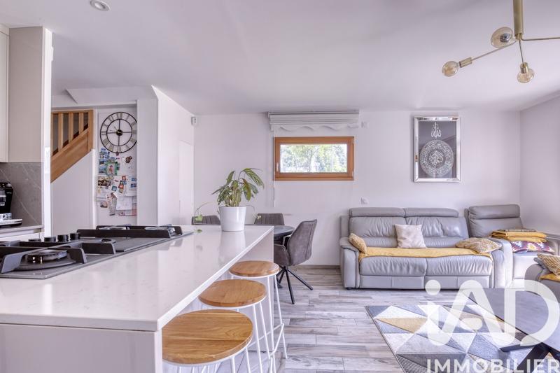 Maison - 82 m² - 5 pièces