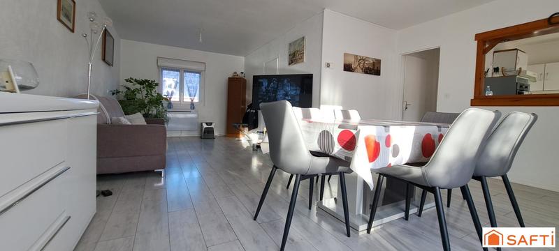 Maison - 90 m² - 4 pièces