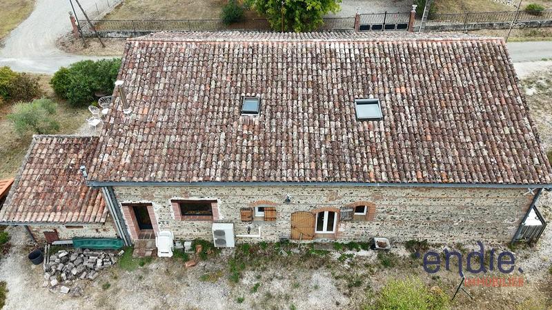 Maison - 225 m² - 7 pièces