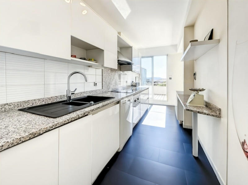 Appartement - 86 m² - 4 pièces