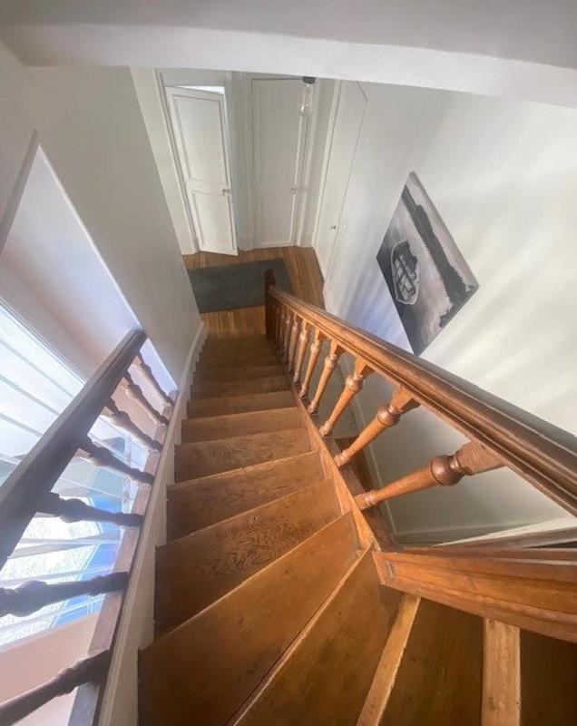 Maison - 300 m² - 7 pièces