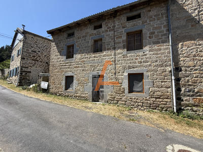 Maison de village - 68 m² - 5 pièces