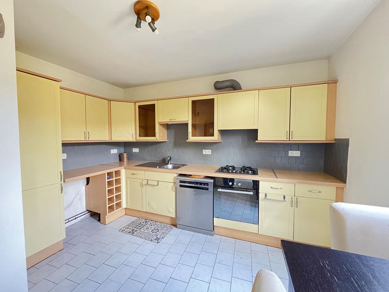 Maison - 138 m² - 6 pièces