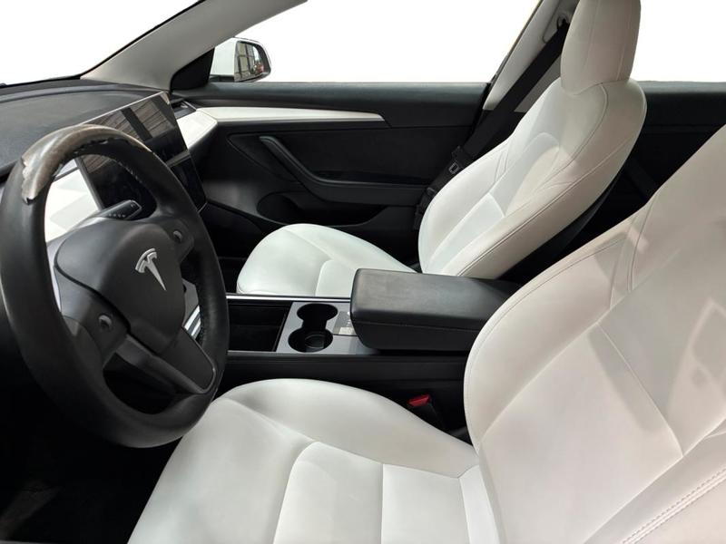 Tesla Model 3 Standard Range Plus Rwd