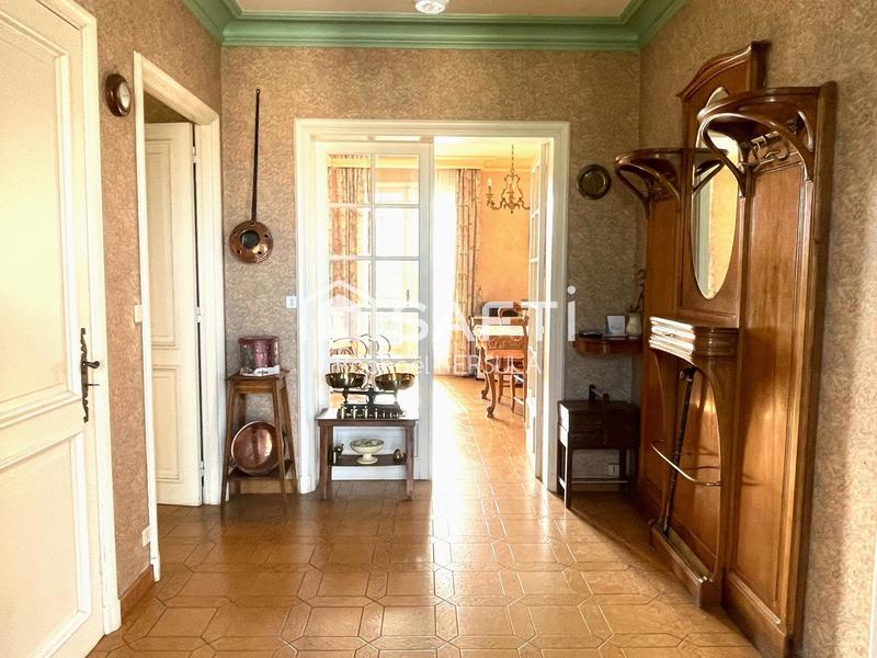 Maison - 160 m² - 6 pièces