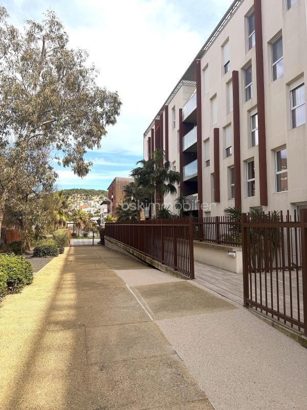 Appartement - 98 m² - 4 pièces