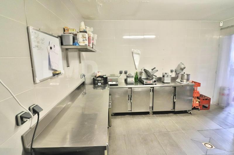 Fonds de commerce - 350 m²