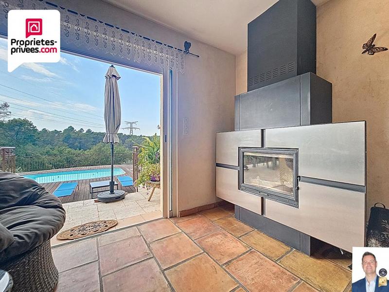 Villa - 161 m² - 5 pièces