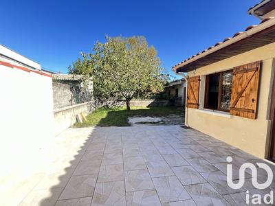 Maison - 99 m² - 5 pièces