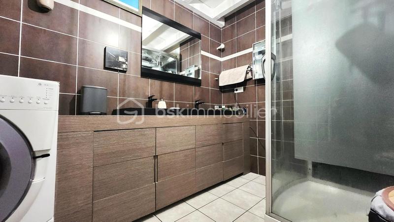 Appartement - 84 m² - 4 pièces