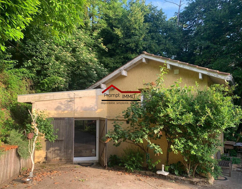 Maison - 229 m² - 7 pièces