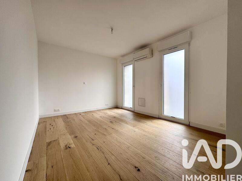 Duplex - 159 m² - 5 pièces