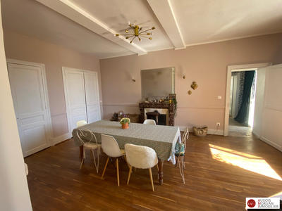 Maison - 170 m² - 6 pièces