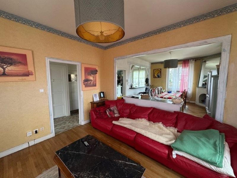 Maison - 92 m² - 5 pièces