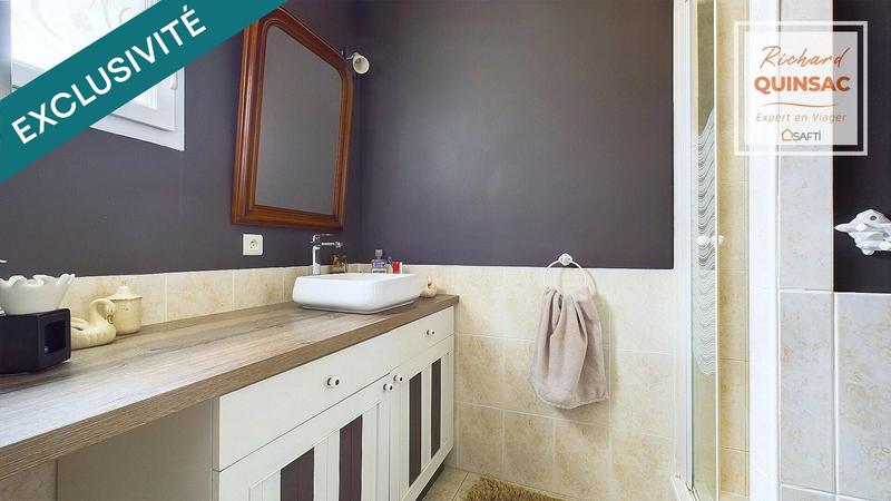 Maison - 208 m² - 9 pièces