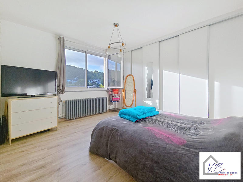 Maison - 104 m² - 4 pièces