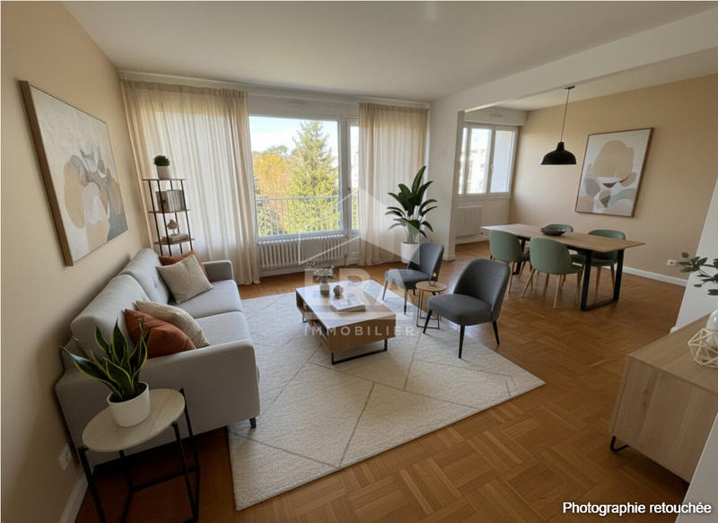 Appartement - 93 m² - 4 pièces