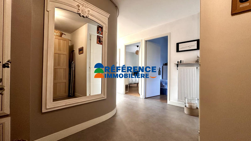 Appartement - 79 m² - 3 pièces