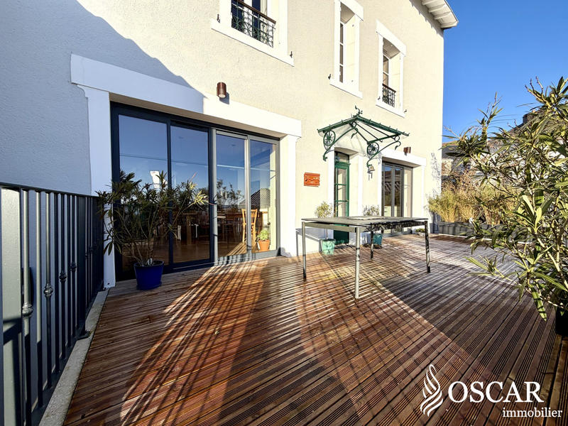 Maison ancienne - 160 m² - 9 pièces