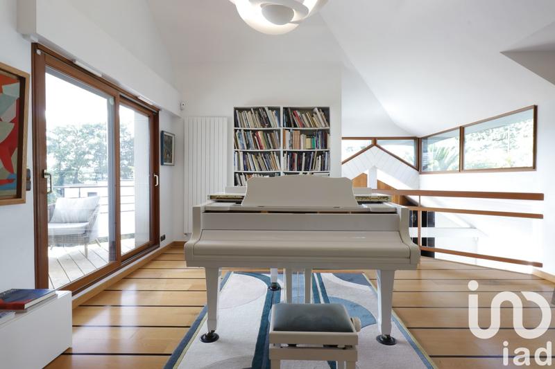 Maison de maîtres - 240 m² - 8 pièces