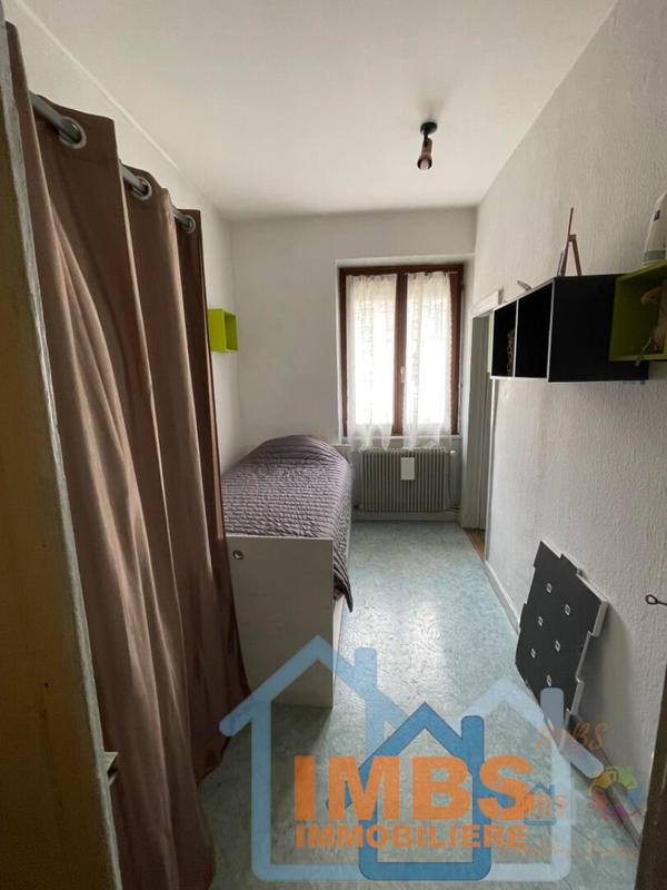 Maison - 99 m² - 5 pièces