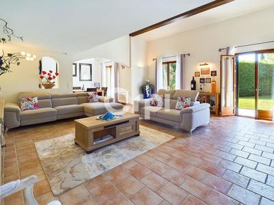 Villa - 195 m² - 6 pièces