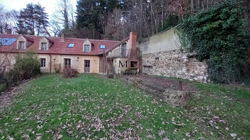 Maison - 320 m² - 18 pièces