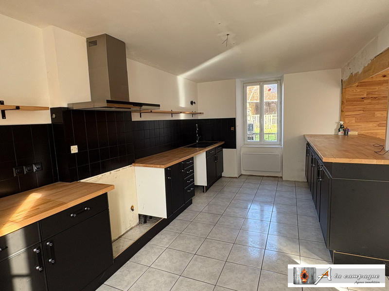 Maison - 140 m² - 5 pièces