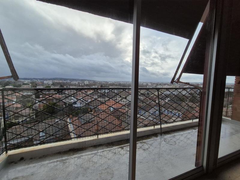 Appartement ancien - 112 m² - 6 pièces