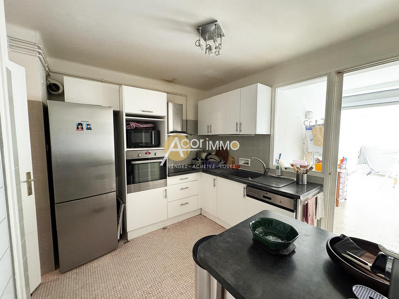 Appartement - 80 m² - 3 pièces