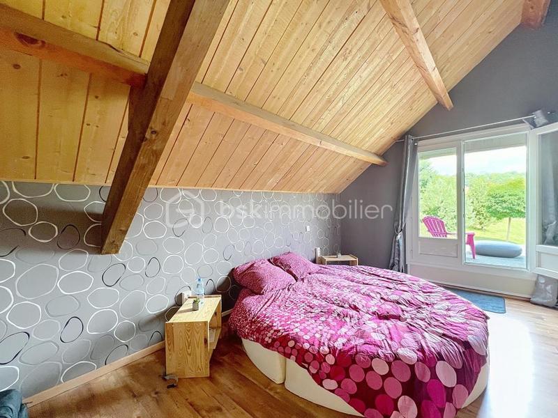 Maison - 180 m² - 5 pièces