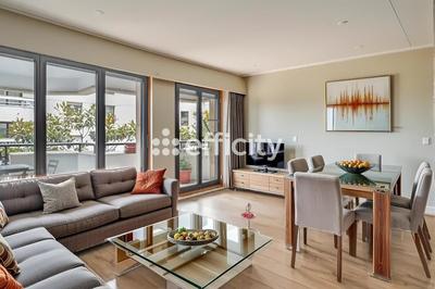 Appartement - 75 m² - 3 pièces