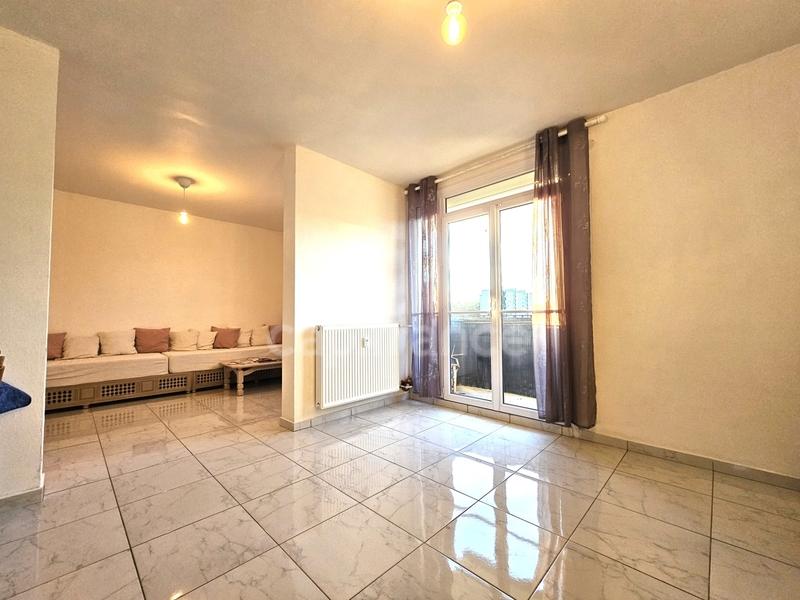 Appartement - 83 m² - 5 pièces