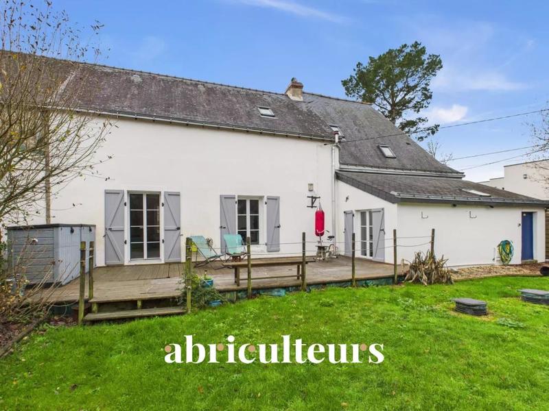 Maison en pierre - 147 m² - 7 pièces