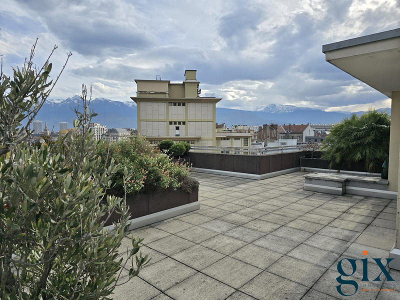 Duplex - 157 m² - 5 pièces