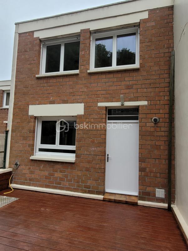 Maison - 101 m² - 5 pièces