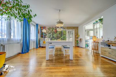 Maison - 135 m² - 7 pièces