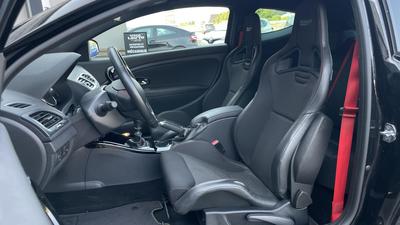 Renault Mégane Rs Cup 265ch Récaro Akrapovic 2ème Main Tout d'Origine