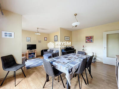 Appartement - 92 m² - 4 pièces