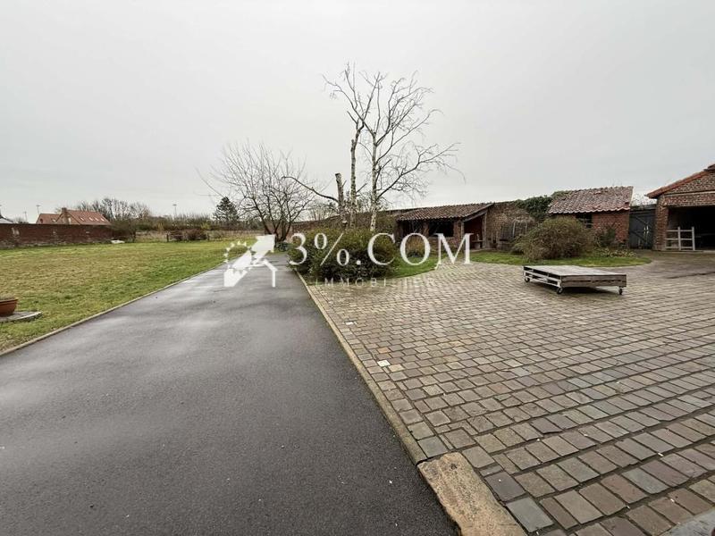 Corps de ferme - 291 m² - 7 pièces