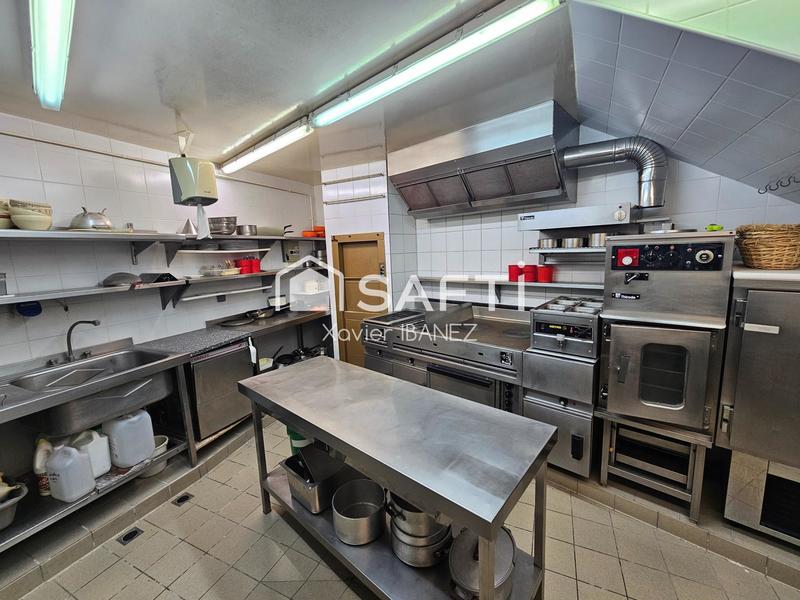 Local commercial - 125 m² - 3 pièces