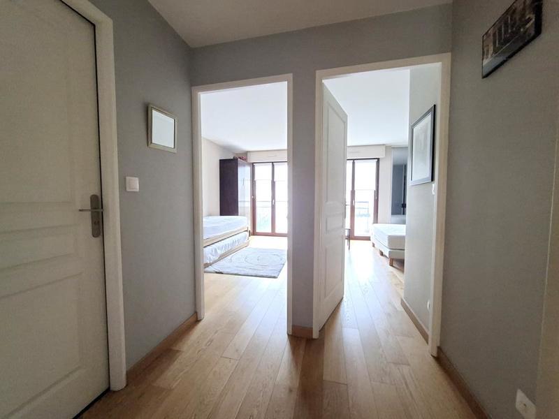 Appartement - 75 m² - 3 pièces
