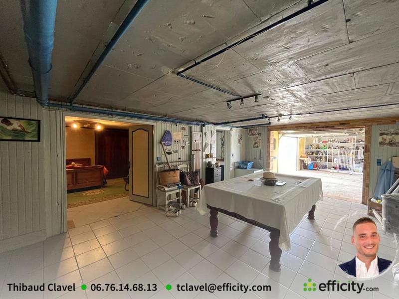 Maison - 208 m² - 6 pièces