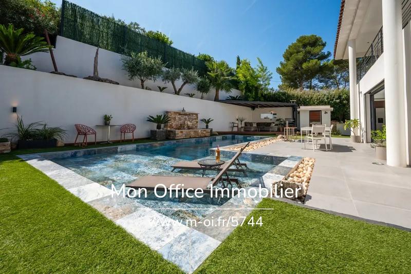 Villa - 138 m² - 5 pièces