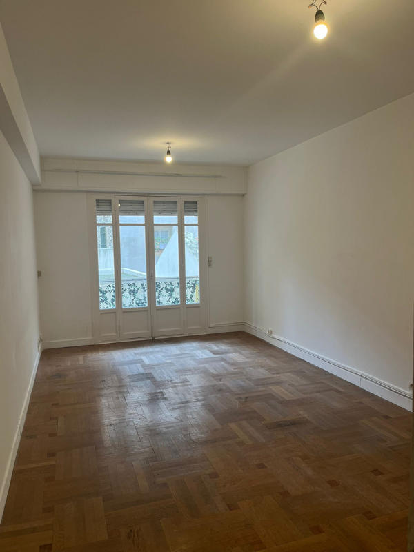 Appartement - 80 m² - 3 pièces