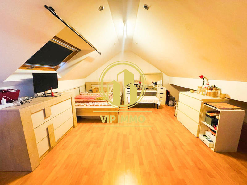 Maison - 106 m² - 5 pièces