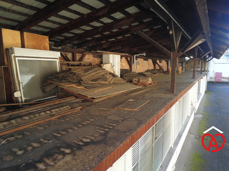 Maison - 408 m² - 17 pièces