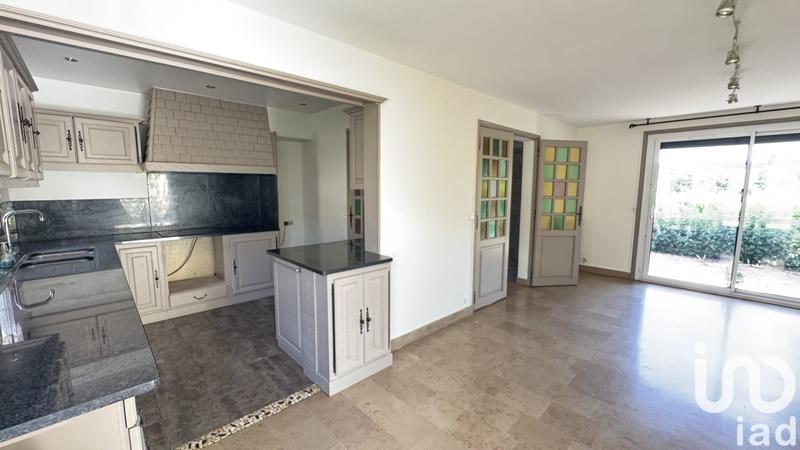 Maison - 206 m² - 8 pièces